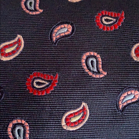 Brooks Brothers Tie - Picture 2 of 4